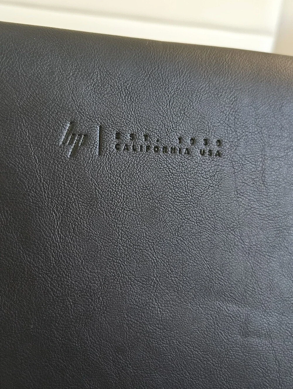HP genuine leather laptop sleeve case 9x13